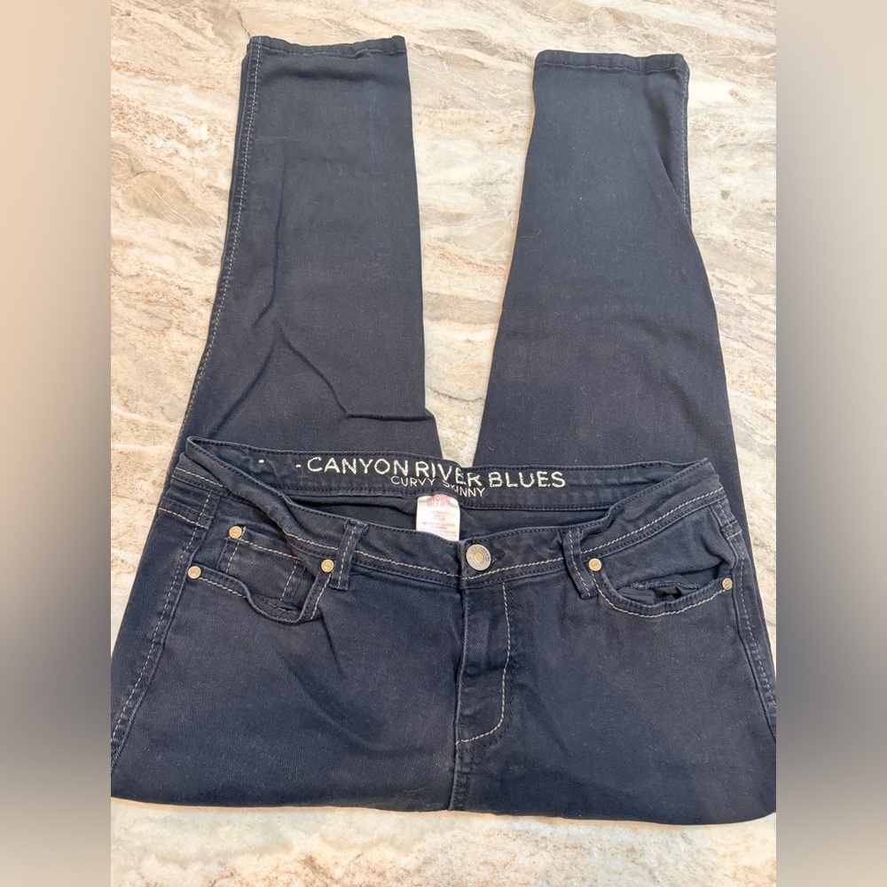 Canyon River Blues Curvy Skinny Jeans 14 | Black Stretch Denim